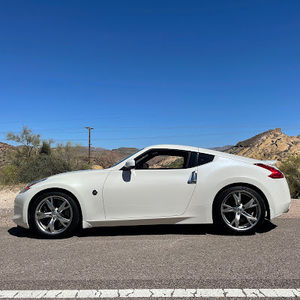 Meet your Posher, Adam